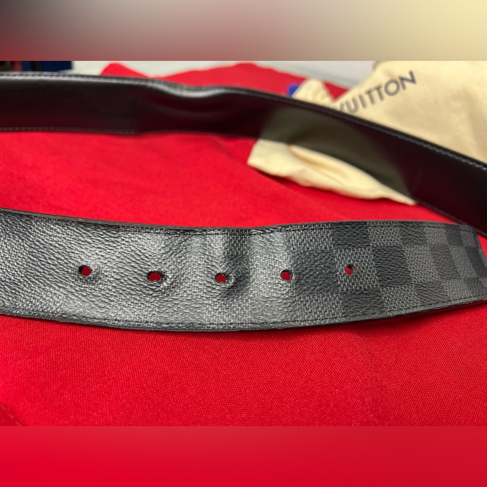 Louis Vuitton Black Leather Damier Gray Belt Initiales LV - Picture 5 of 7
